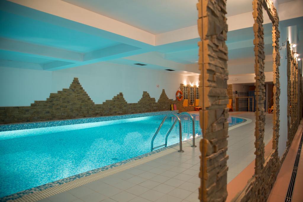 Apartament Radowid 15 W Centrum Z Basenem Zakopane Luaran gambar